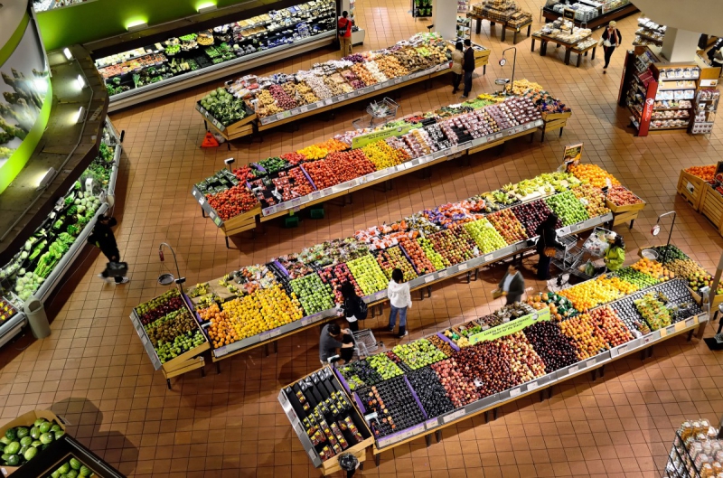 vitrine-LA ROCHETTE-min_supermarket_stalls_coolers_market_food_fresh_shop_organic-652223